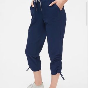 Brand new - Gap Fit hiking joggers